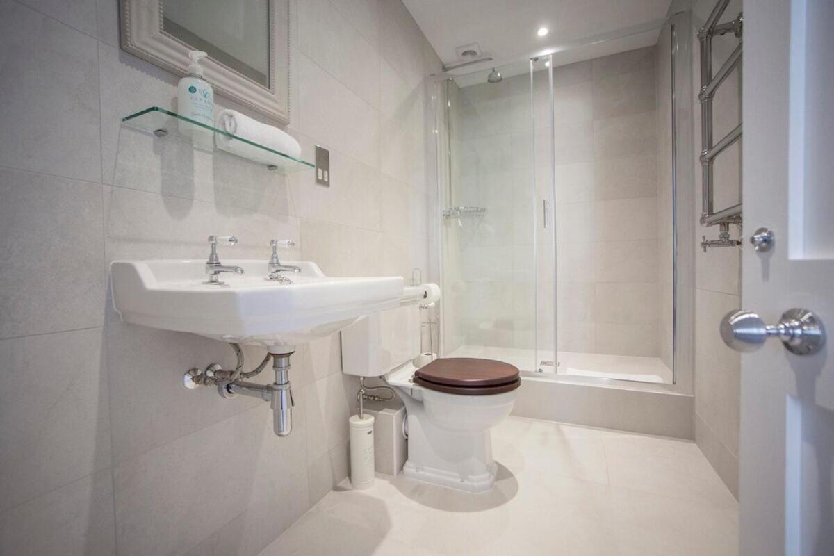 Beautiful City Centre Apartment - Bath Exterior photo